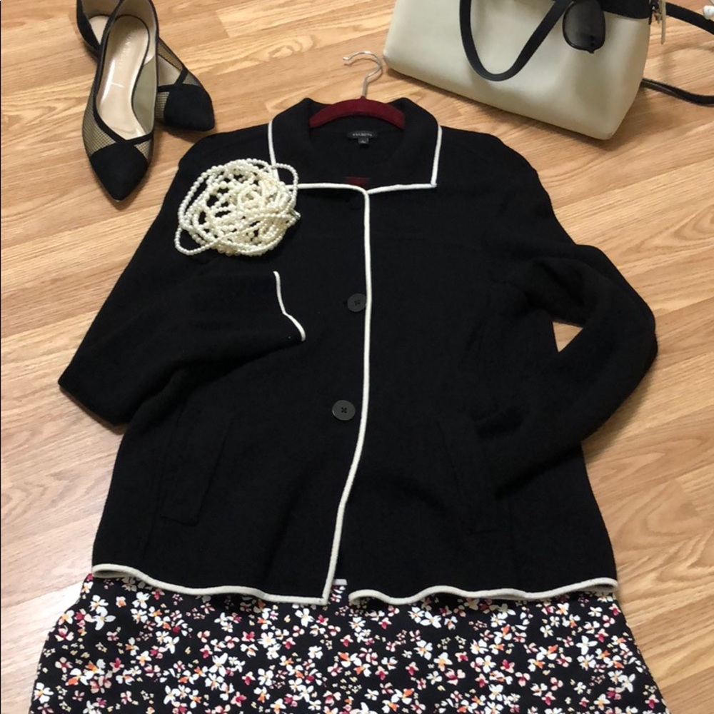 B&W Talbots long sleeve Cardigan with pockets